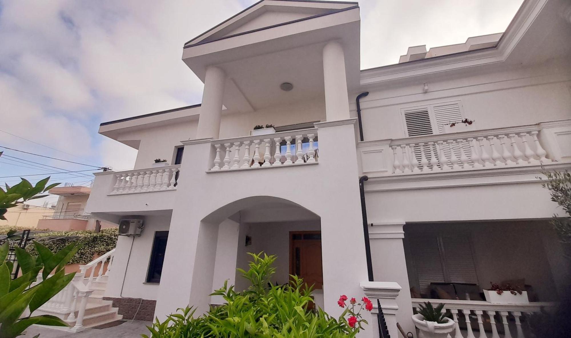 Villa Kurti Durrës Eksteriør bilde